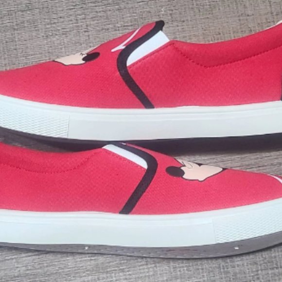 Disney Mickey Mouse & Minnie Mouse Slip-On Sneakers/Kissing Mickey and Minnie - Picture 7 of 8